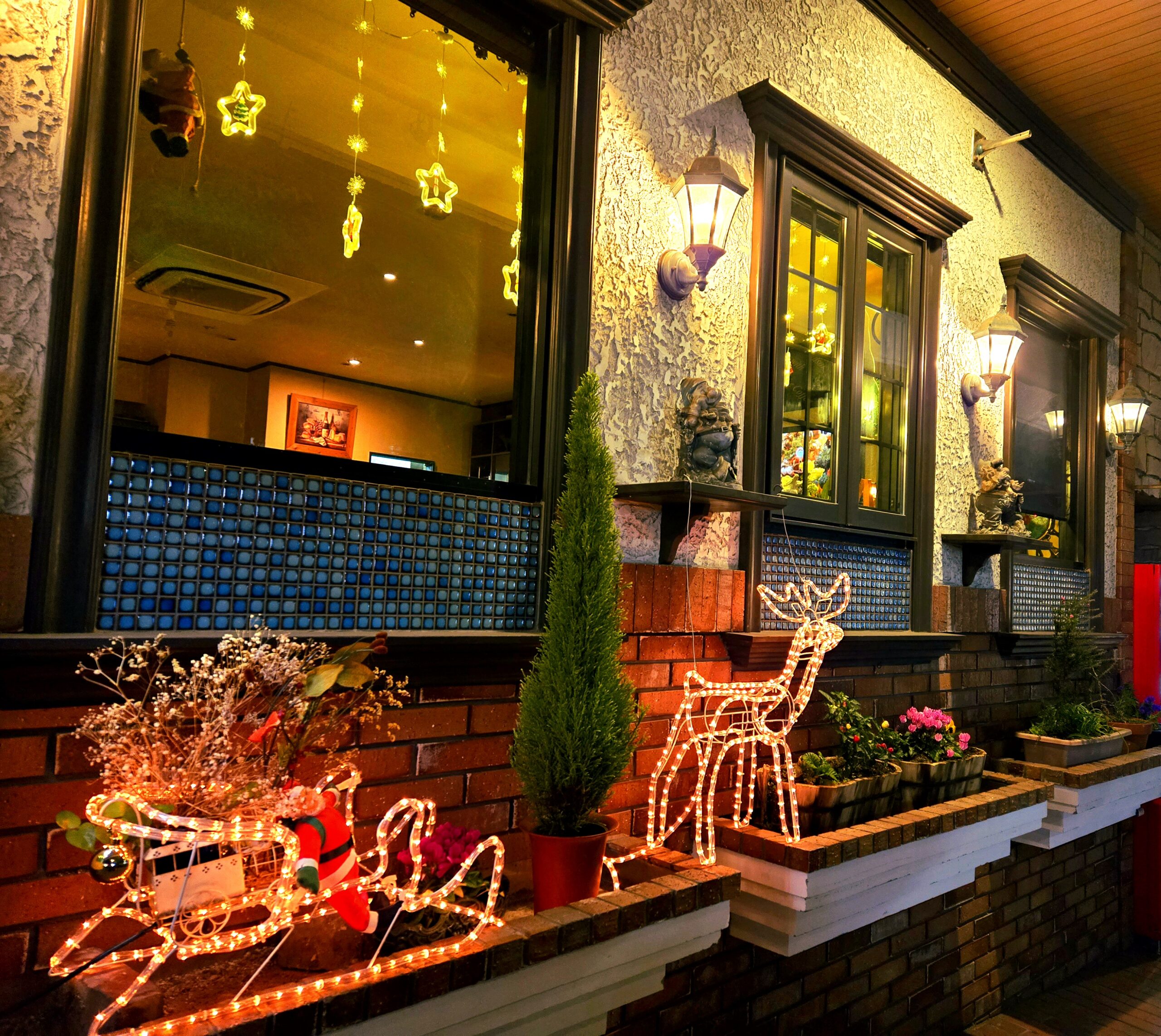 店外観　トナカイ